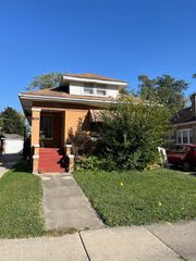 1911 S 18th Avenue, Maywood, IL 60153