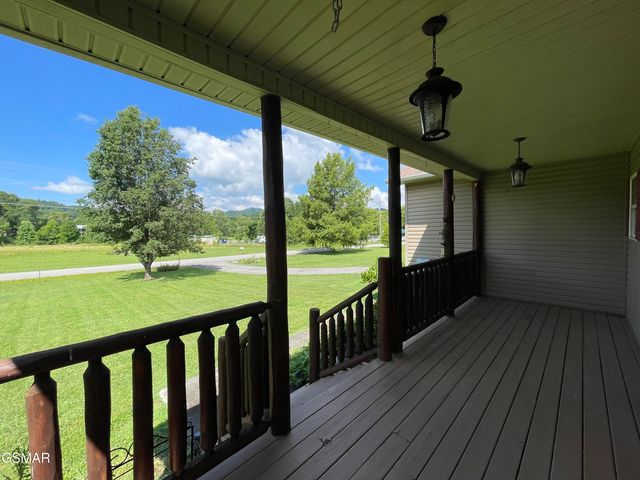 3351 Line Springs Road, Sevierville, TN 37862