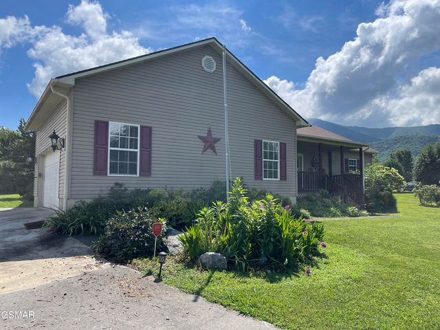 3351 Line Springs Road, Sevierville, TN 37862