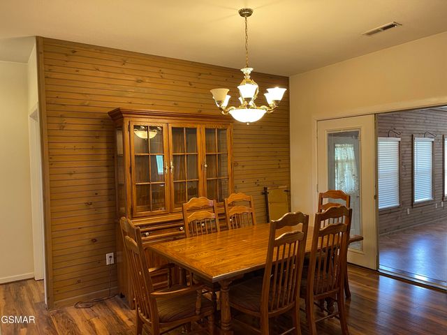 3351 Line Springs Road, Sevierville, TN 37862