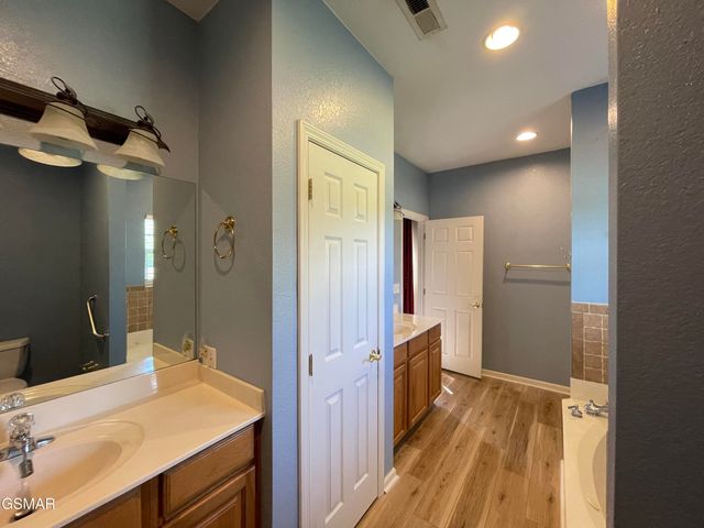 3351 Line Springs Road, Sevierville, TN 37862