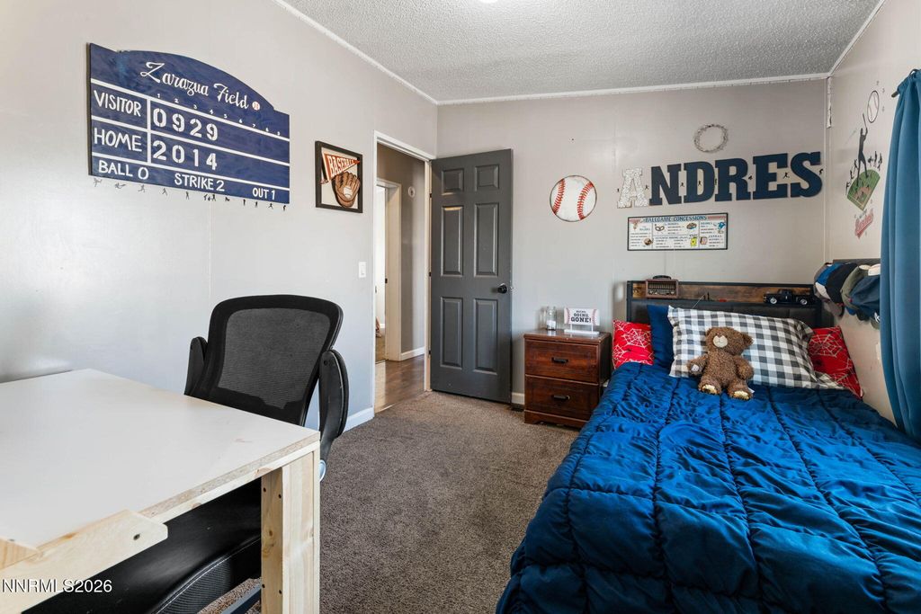 Image 26 of property listing at 25 N Bybee Lane, Yerington, NV 89447