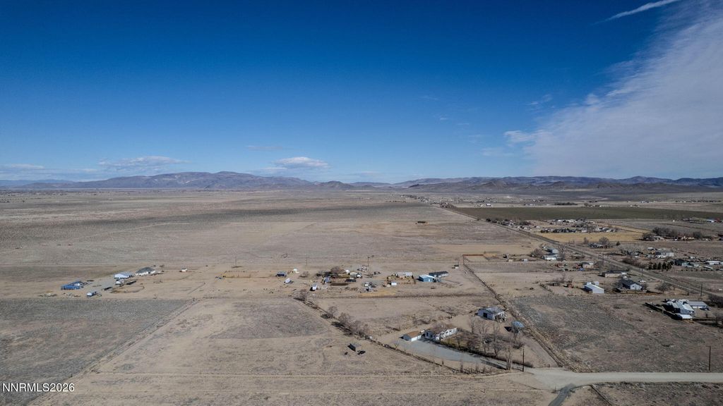Image 55 of property listing at 25 N Bybee Lane, Yerington, NV 89447