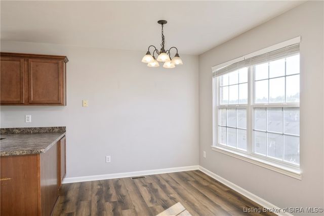 2817 Horse Trail Road, Jeffersonville, IN 47130