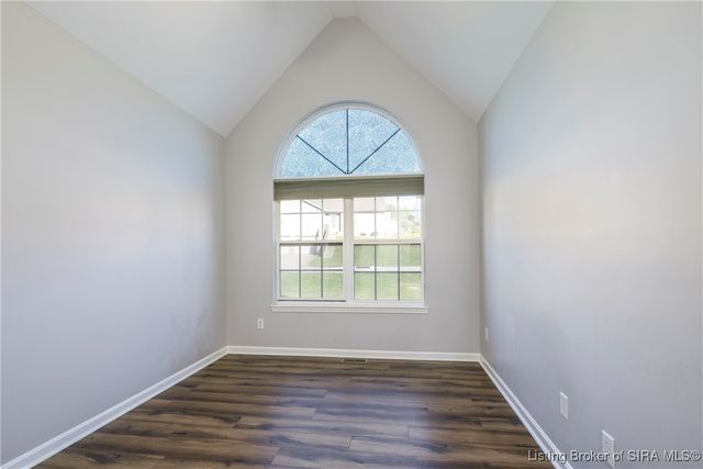 2817 Horse Trail Road, Jeffersonville, IN 47130