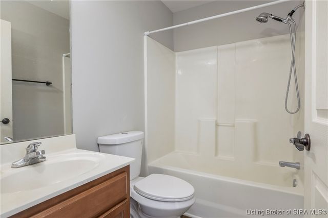 2817 Horse Trail Road, Jeffersonville, IN 47130