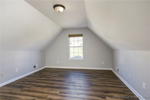 2817 Horse Trail Road, Jeffersonville, IN 47130