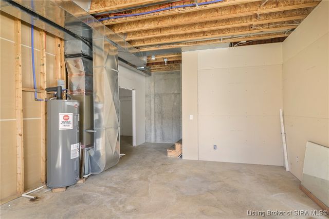 2817 Horse Trail Road, Jeffersonville, IN 47130