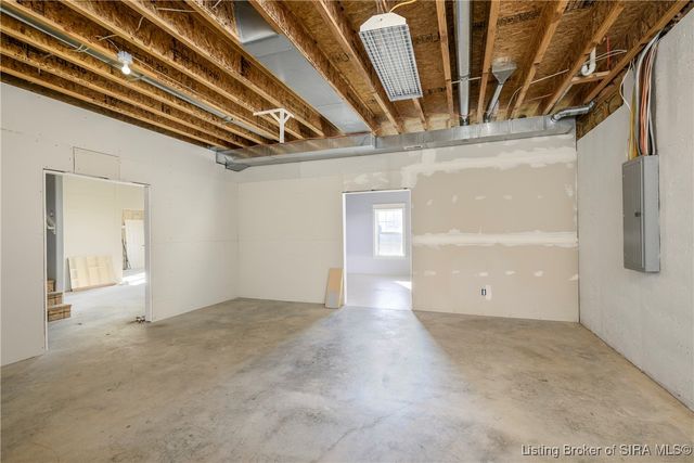 2817 Horse Trail Road, Jeffersonville, IN 47130