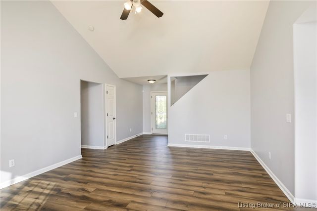 2817 Horse Trail Road, Jeffersonville, IN 47130