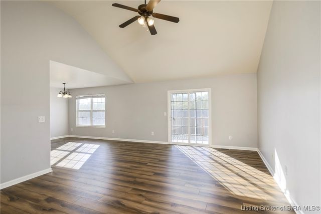 2817 Horse Trail Road, Jeffersonville, IN 47130