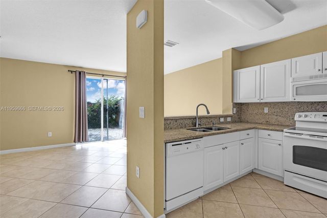 3064 SE 1st Dr 7, Homestead, FL 33033