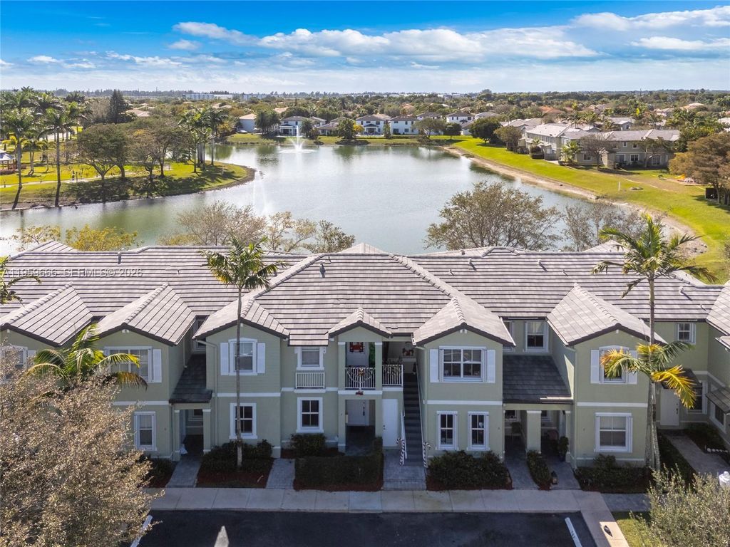 3064 SE 1st Dr 7, Homestead, FL 33033