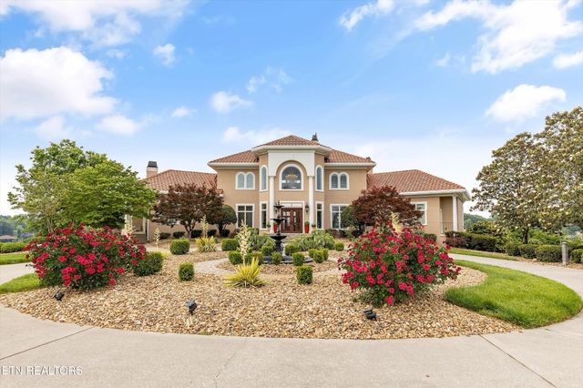 3801 Jackson Bend Drive, Louisville, TN 37777