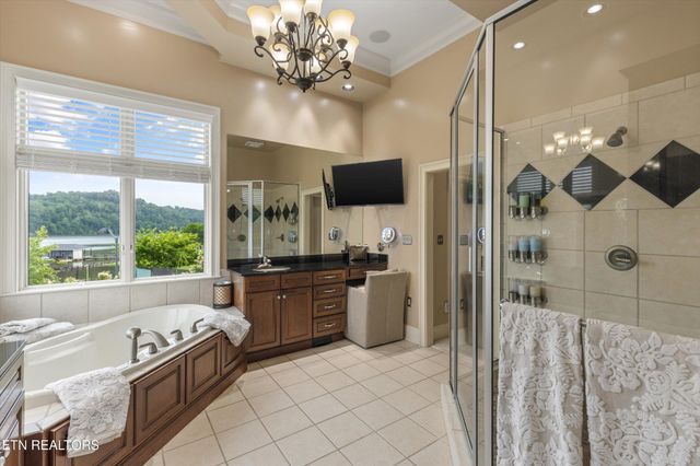 3801 Jackson Bend Drive, Louisville, TN 37777