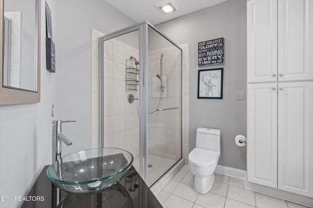 3801 Jackson Bend Drive, Louisville, TN 37777