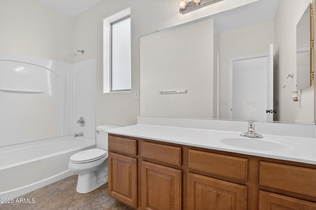 18711 E RAVEN Drive, Queen Creek, AZ 85142