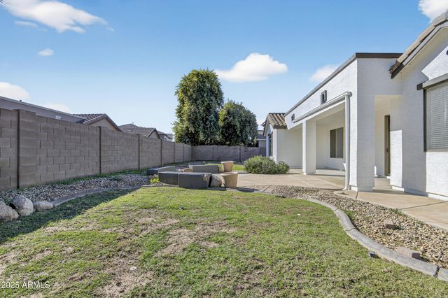 18711 E RAVEN Drive, Queen Creek, AZ 85142