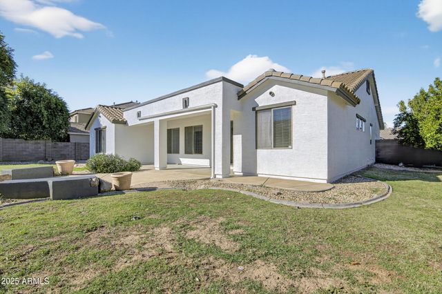 18711 E RAVEN Drive, Queen Creek, AZ 85142