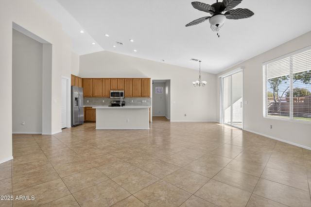 18711 E RAVEN Drive, Queen Creek, AZ 85142