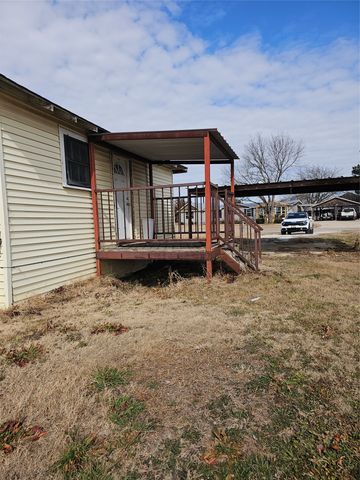 2624 County Road 429, Cleburne, TX 76031