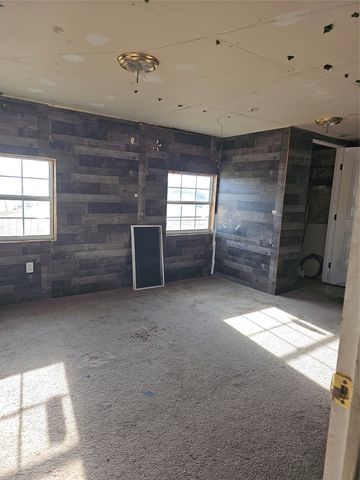 2624 County Road 429, Cleburne, TX 76031