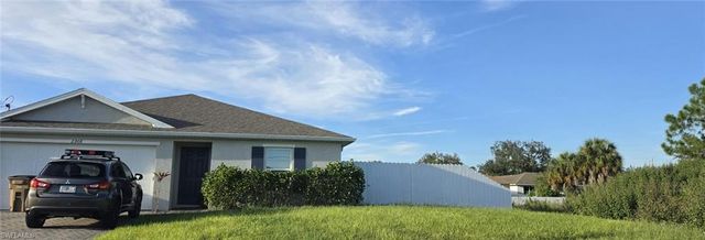 2908 43rd ST SW, Lehigh Acres, FL 33976