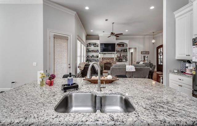 518 Devereaux Drive, Brandon, MS 39042