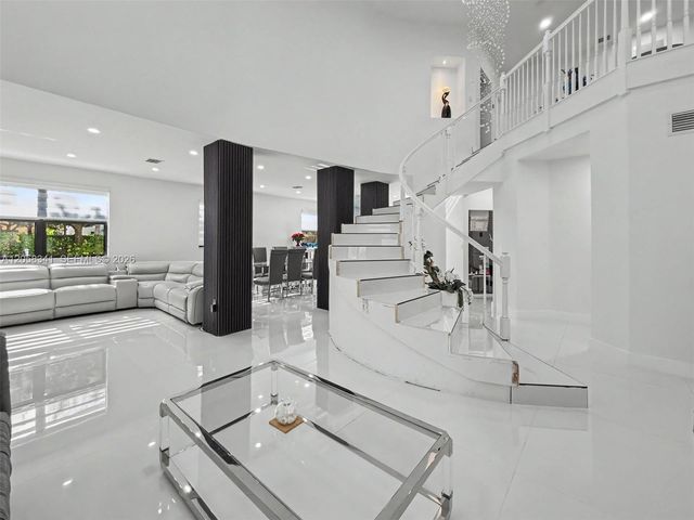 589 SE 35th Terrace, Homestead, FL 33033