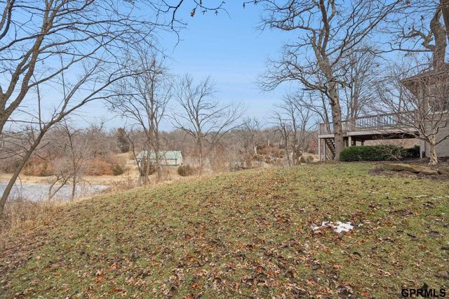 19719 Raven Drive, Louisville, NE 68037