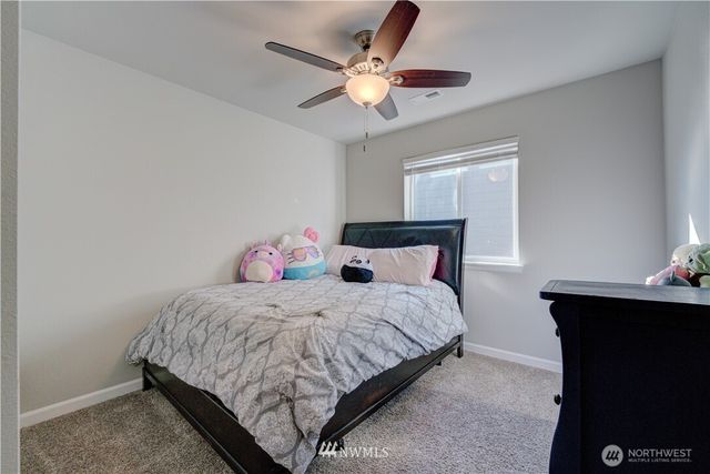 2422 200 Street Ct E, Spanaway, WA 98387