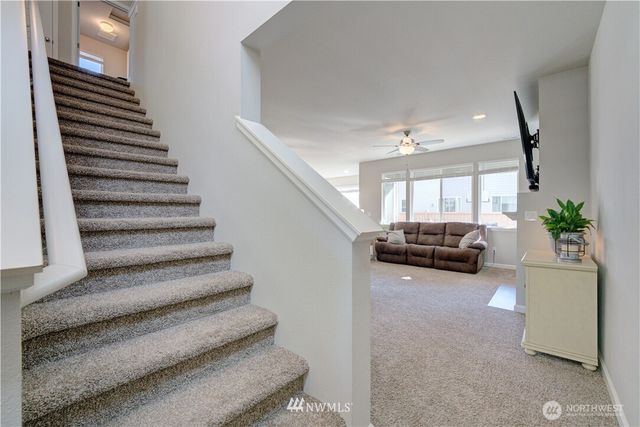 2422 200 Street Ct E, Spanaway, WA 98387