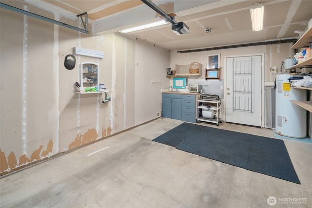 4434 Governor Lane SE, Olympia, WA 98501