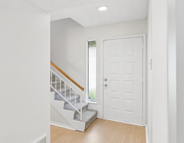 3 Dewberry Court, Bedford, TX 76021
