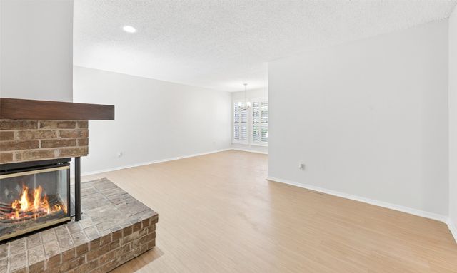 3 Dewberry Court, Bedford, TX 76021