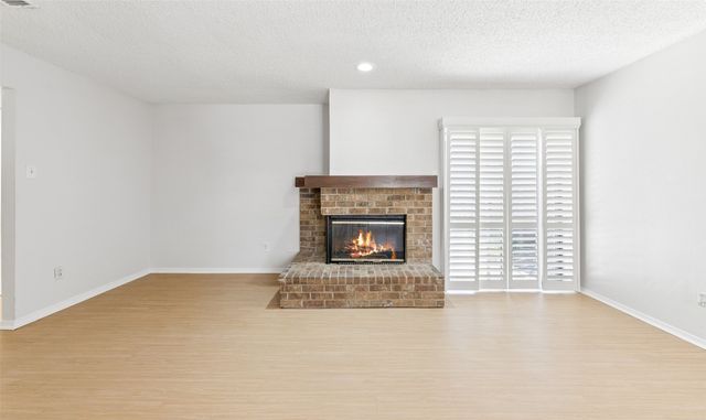 3 Dewberry Court, Bedford, TX 76021