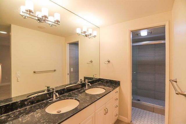 307 shoemaker ln, Solana Beach, CA 92075