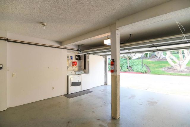 307 shoemaker ln, Solana Beach, CA 92075