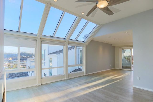 307 shoemaker ln, Solana Beach, CA 92075