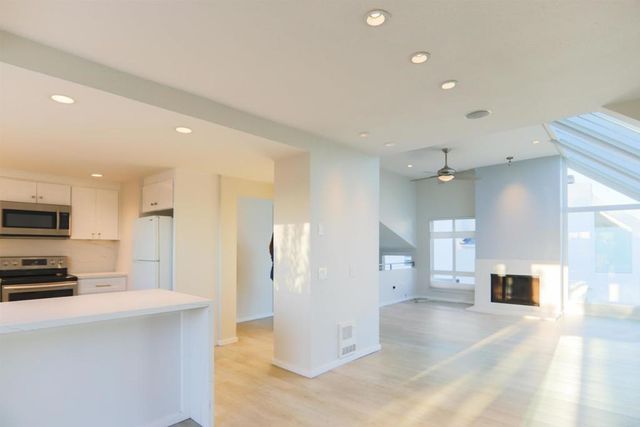 307 shoemaker ln, Solana Beach, CA 92075