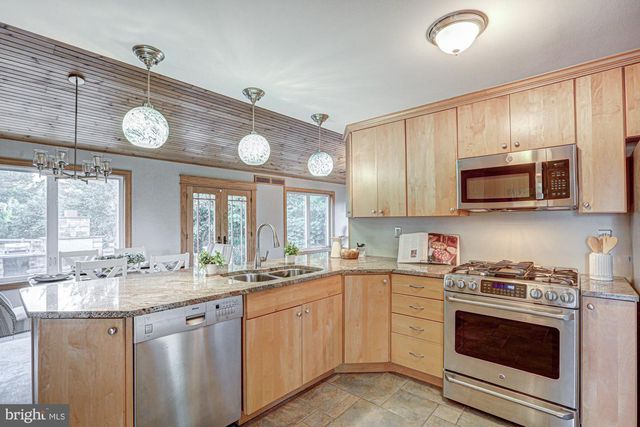 1554 LOREWOOD GROVE RD, Middletown, DE 19709