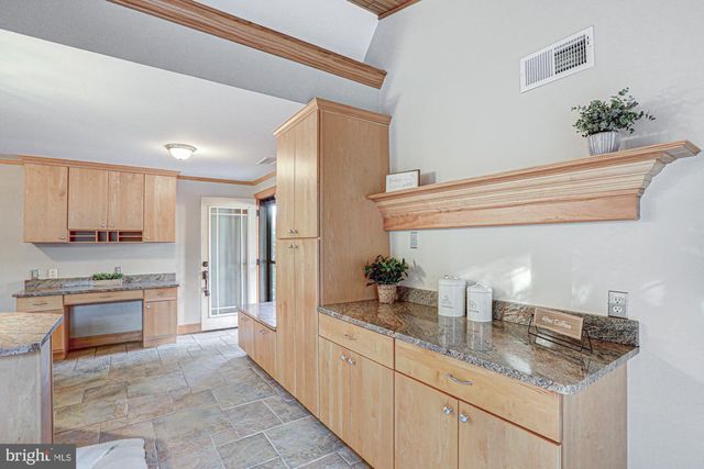 1554 LOREWOOD GROVE RD, Middletown, DE 19709