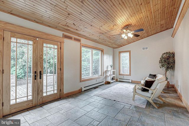 1554 LOREWOOD GROVE RD, Middletown, DE 19709