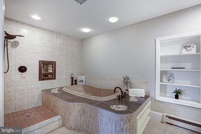 1554 LOREWOOD GROVE RD, Middletown, DE 19709