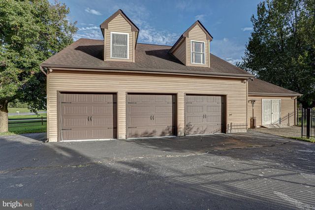 1554 LOREWOOD GROVE RD, Middletown, DE 19709