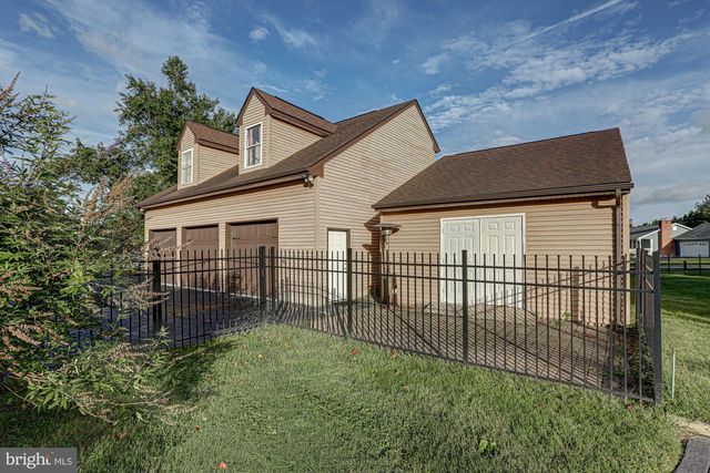 1554 LOREWOOD GROVE RD, Middletown, DE 19709