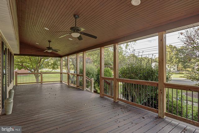 1554 LOREWOOD GROVE RD, Middletown, DE 19709