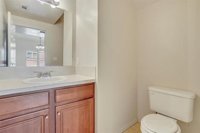2115 E 18th ST A, Austin, TX 78702