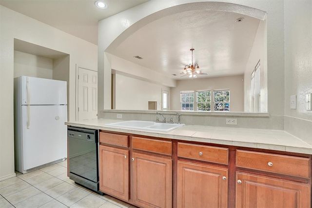 2115 E 18th ST A, Austin, TX 78702