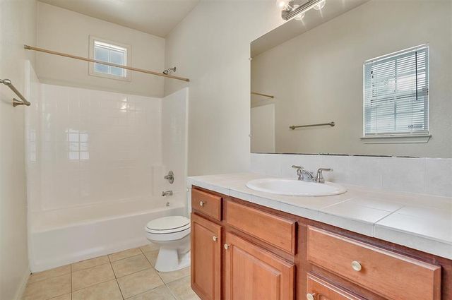 2115 E 18th ST A, Austin, TX 78702